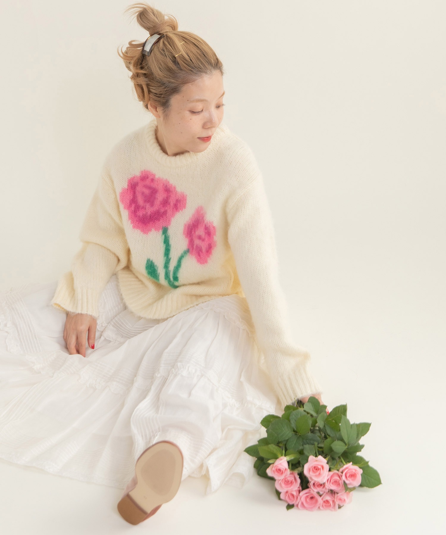 花モチーフ起毛インターシャプルオーバー