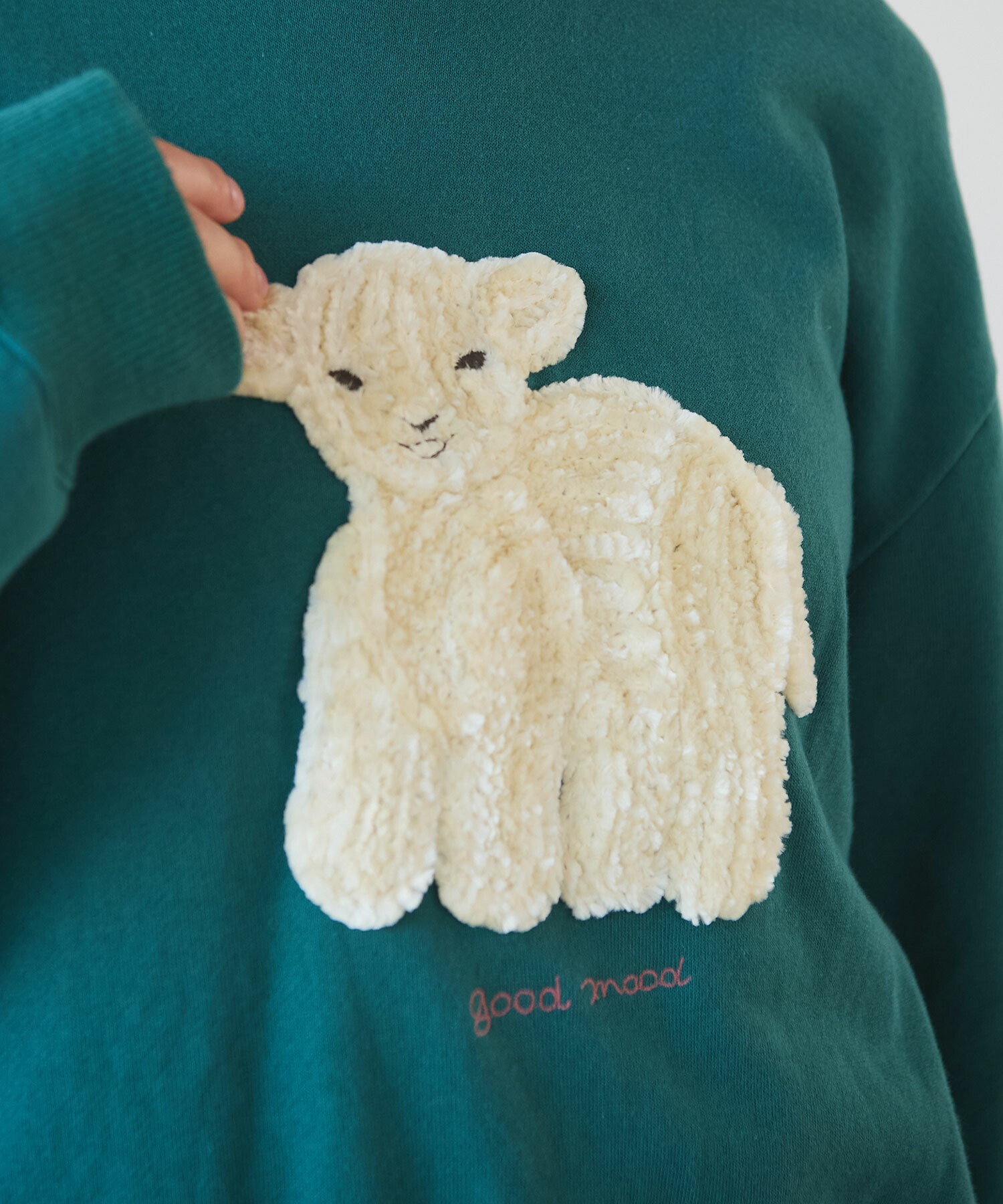 AMBIDEX Store ○ 30 / 10 コーマ裏毛 子ひつじ刺繍 スウェット(F