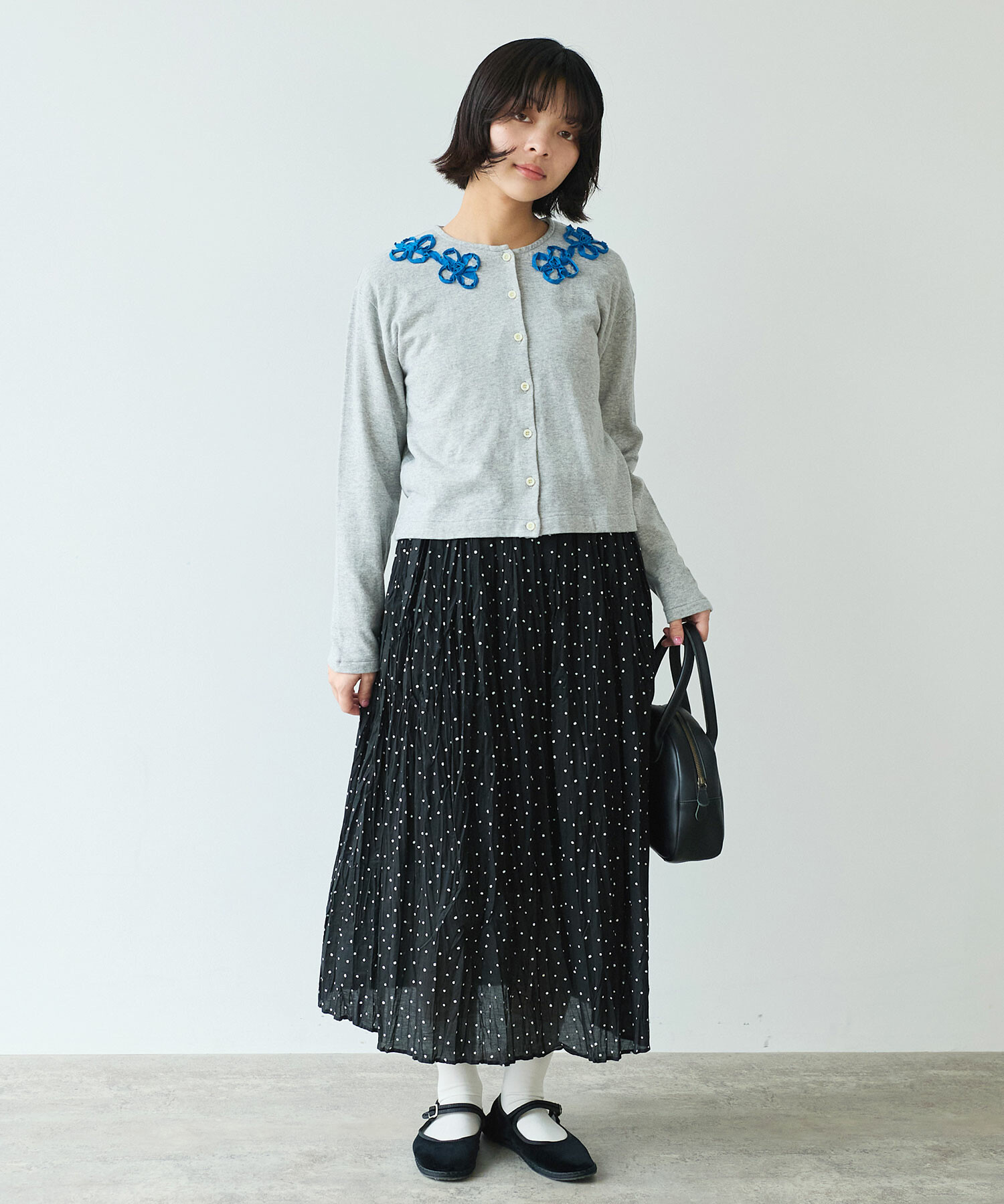 AMBIDEX Store △〇 くるくるはなテープ刺繍 カーディガン(F グレー