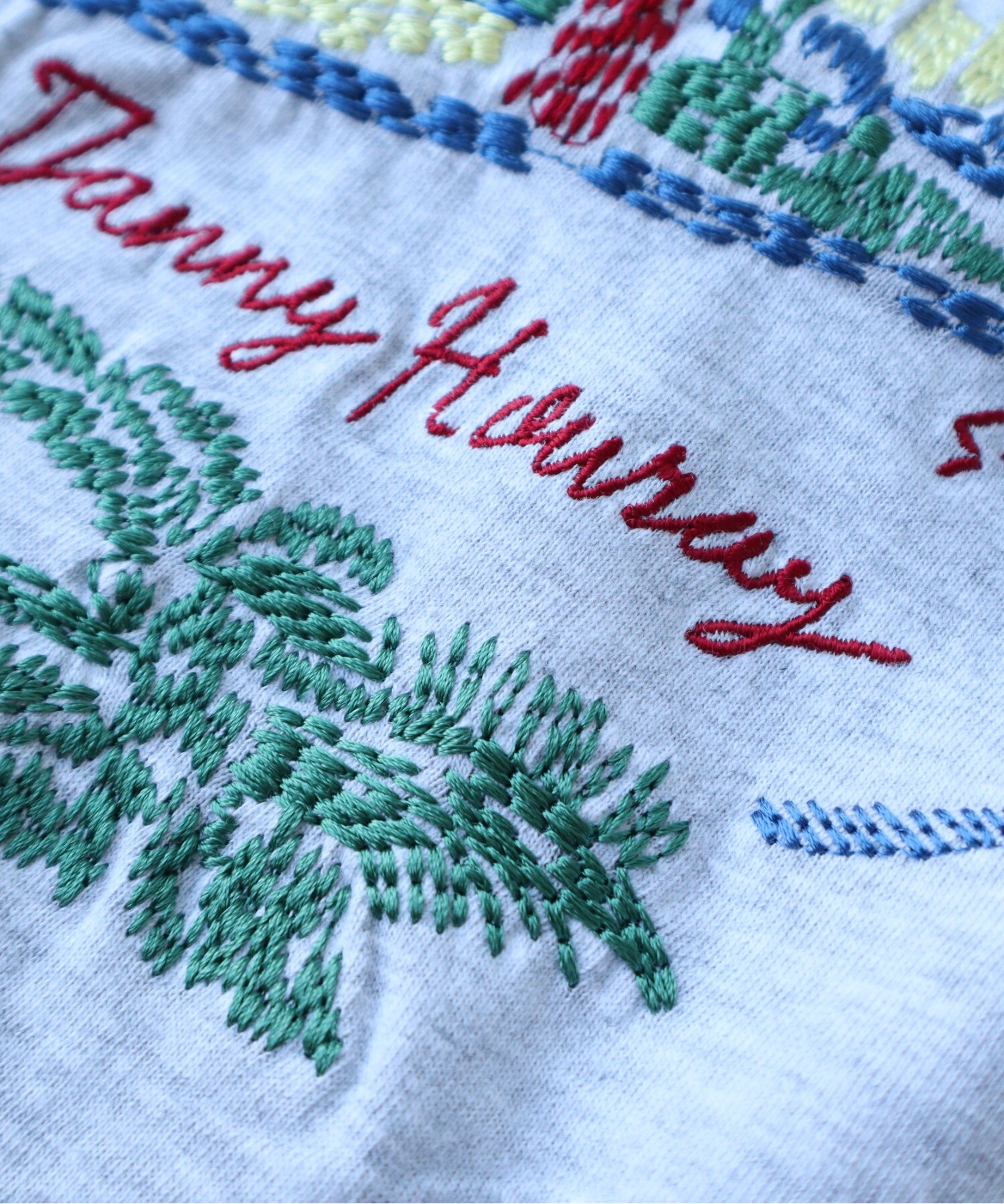 AMBIDEX Store ○○Island villa embroidery long sleeves T