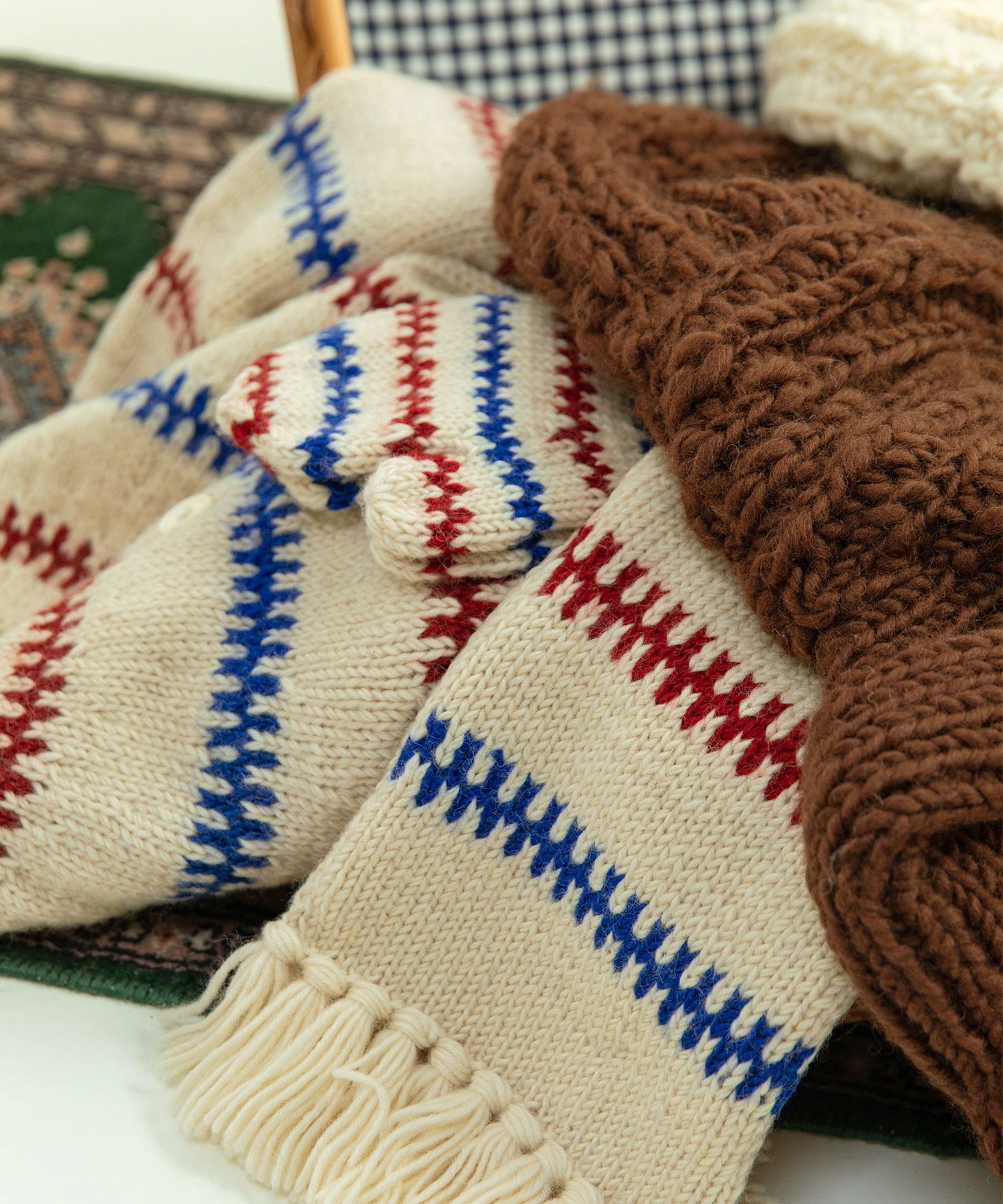 AMBIDEX Store ○【WEB限定】ネパールハンドニット レールマルチ