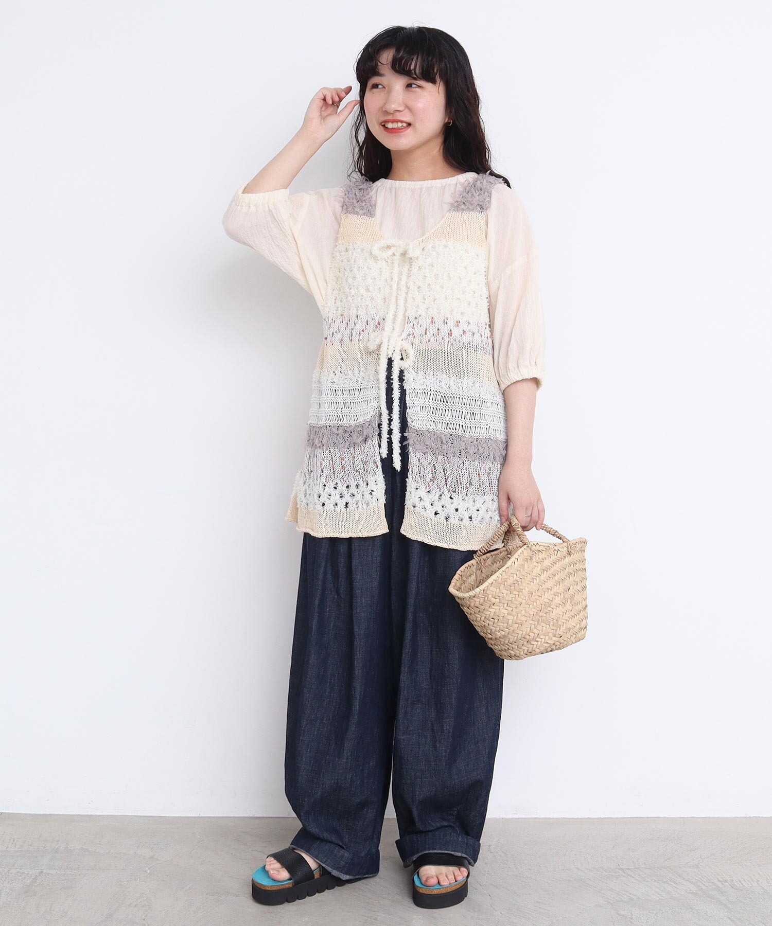 AMBIDEX Store 【予約販売】〇ぽつぽつ糸のcraft knitベスト (F