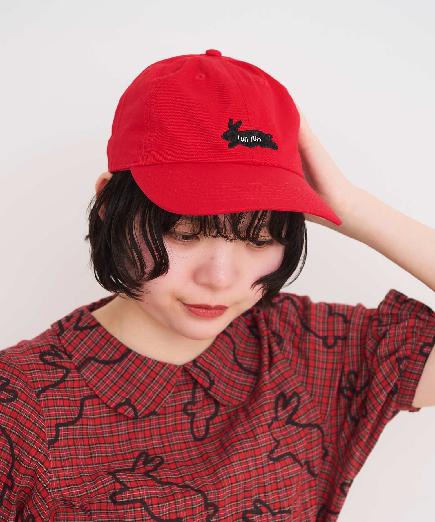 AMBIDEX Store 【予約販売】〇run rabbit 刺繍キャップ(F コン