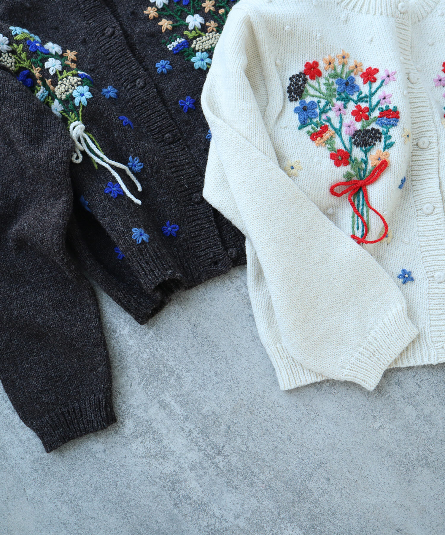 AMBIDEX Store 【予約販売】〇 ペルーハンドニット ブーケ刺繍