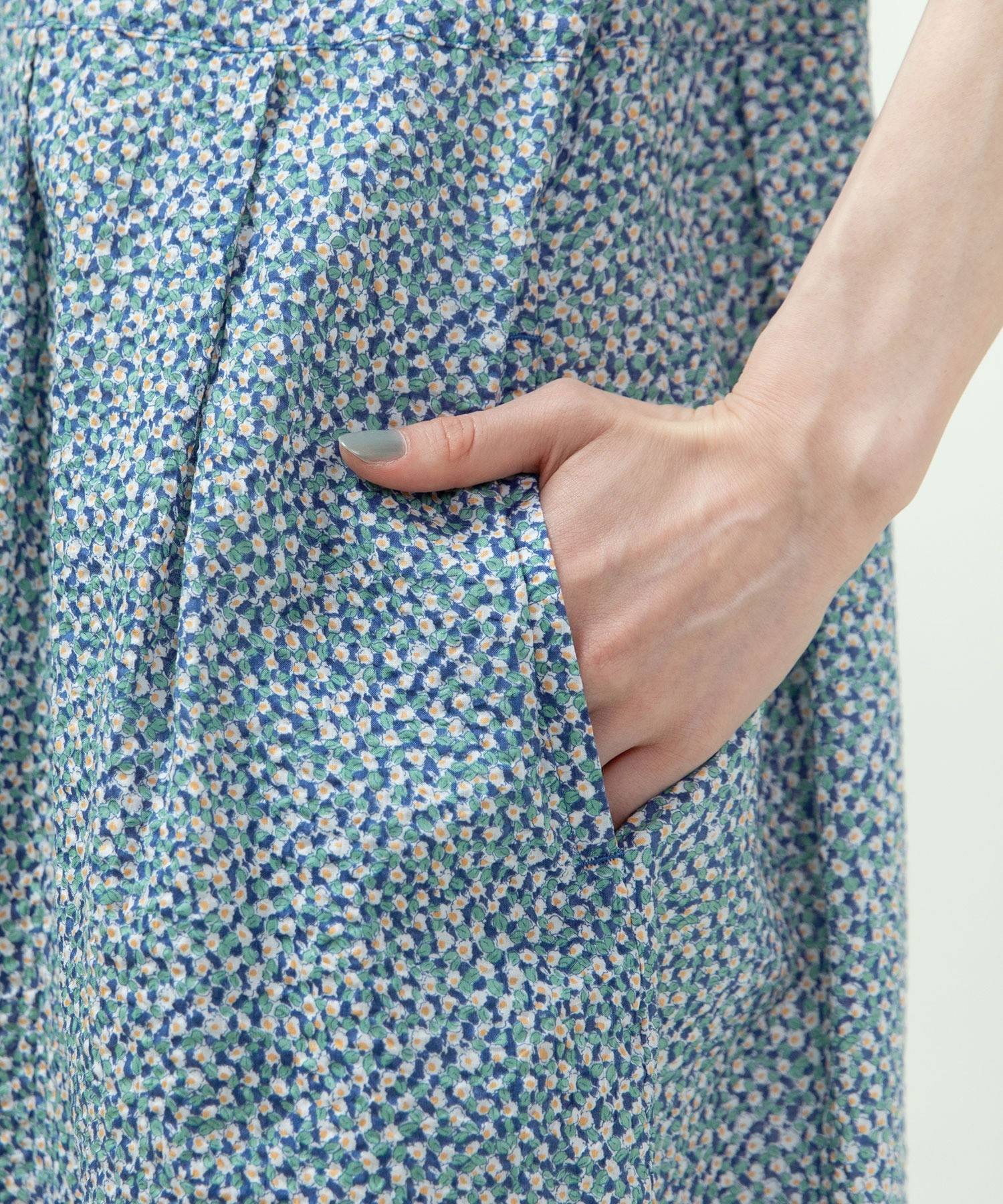 AMBIDEX Store 【予約販売】○【WEB限定カラー】小花柄 ダブルボタン