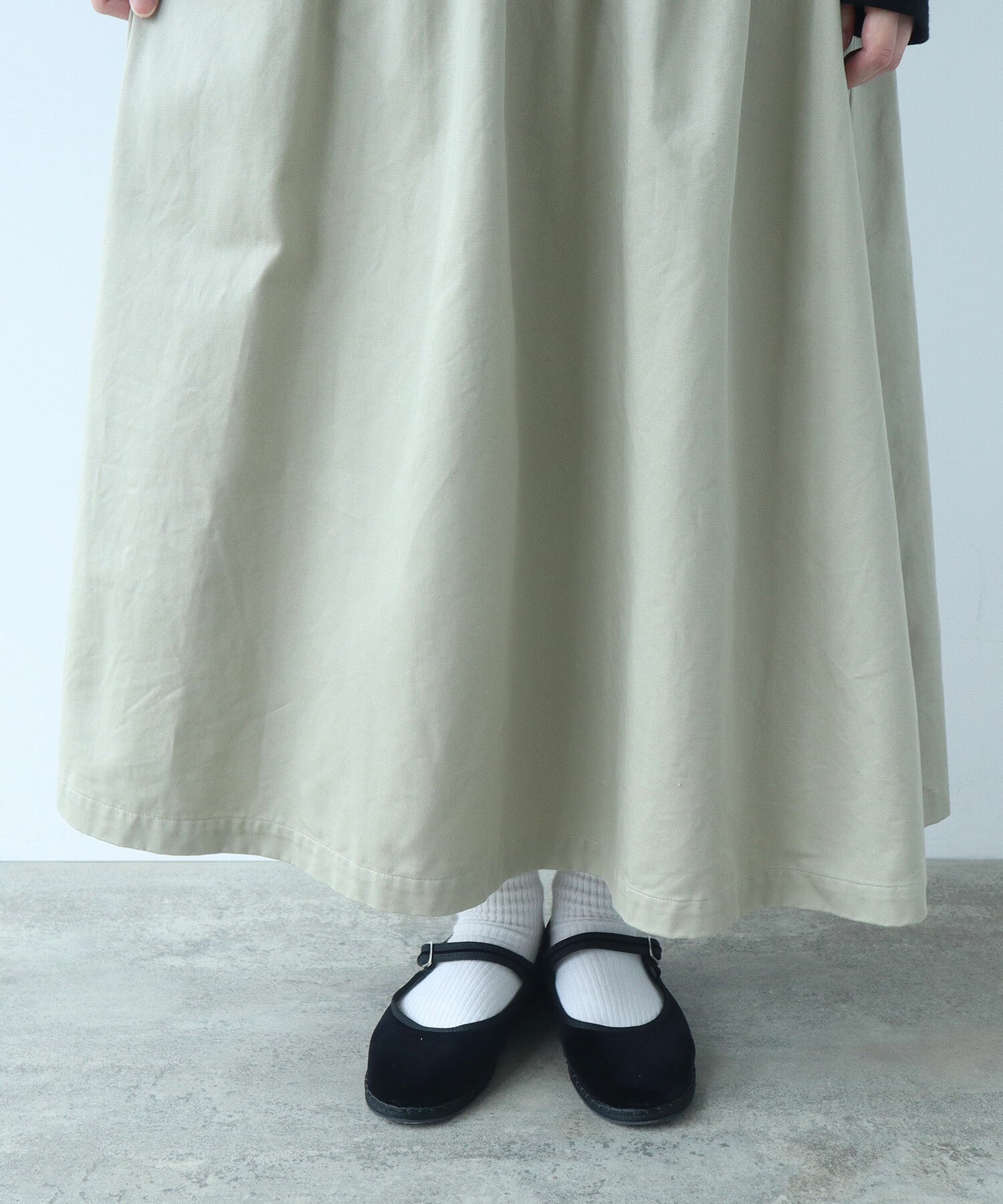 AMBIDEX Store 〇 チノクロス tuck スカート(F オイスター): bulle de