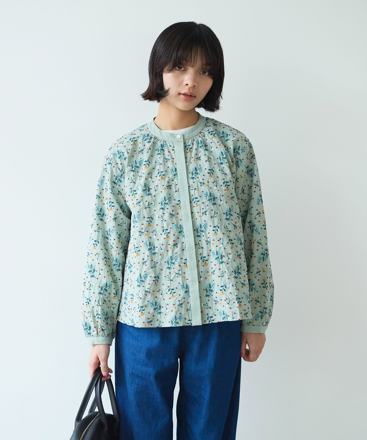AMBIDEX Store 【予約販売】〇 はるの庭刺繍 ブラウス(F セージ