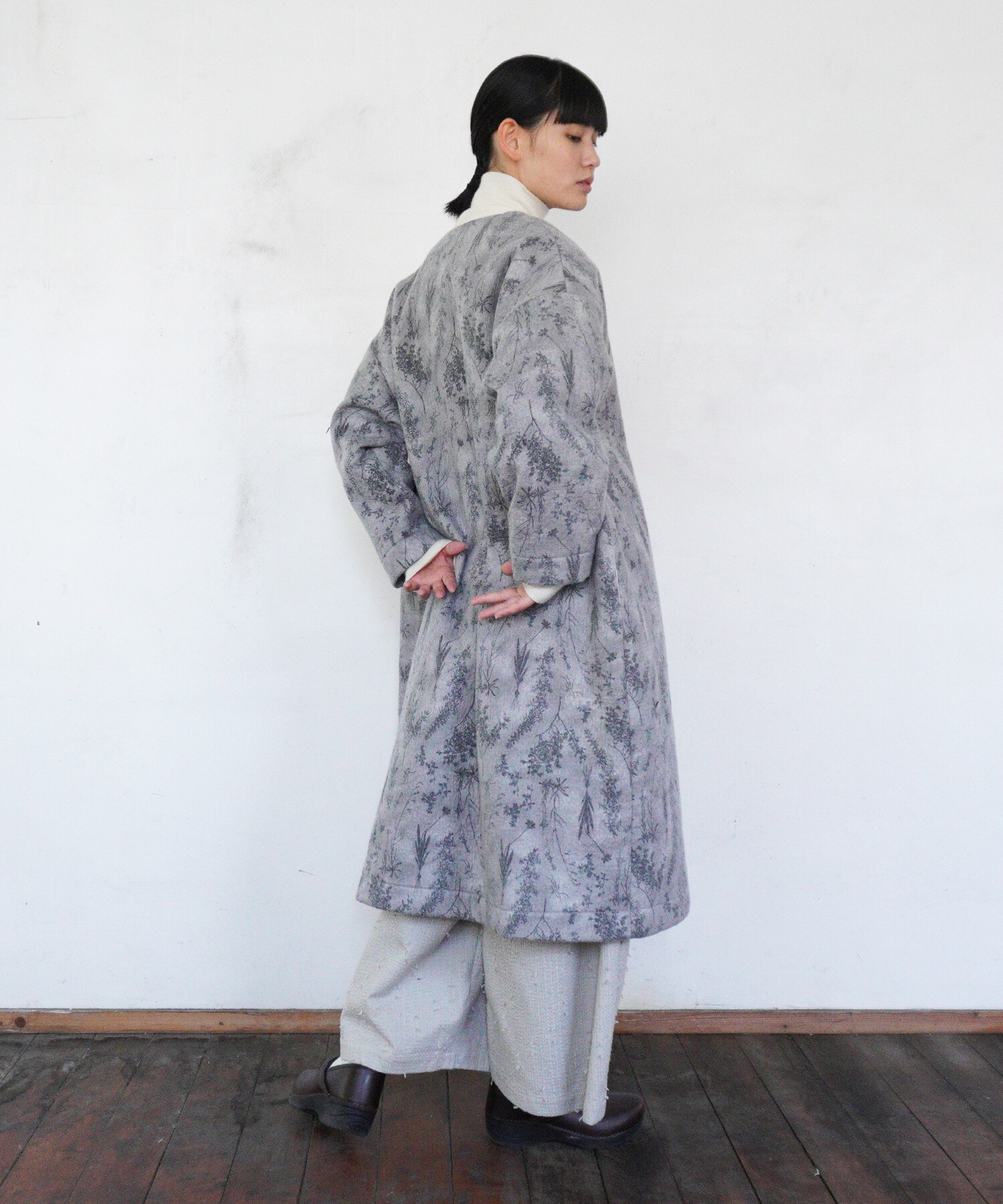 AMBIDEX Store 〇old letter flowers コート(F グレー): Rin international