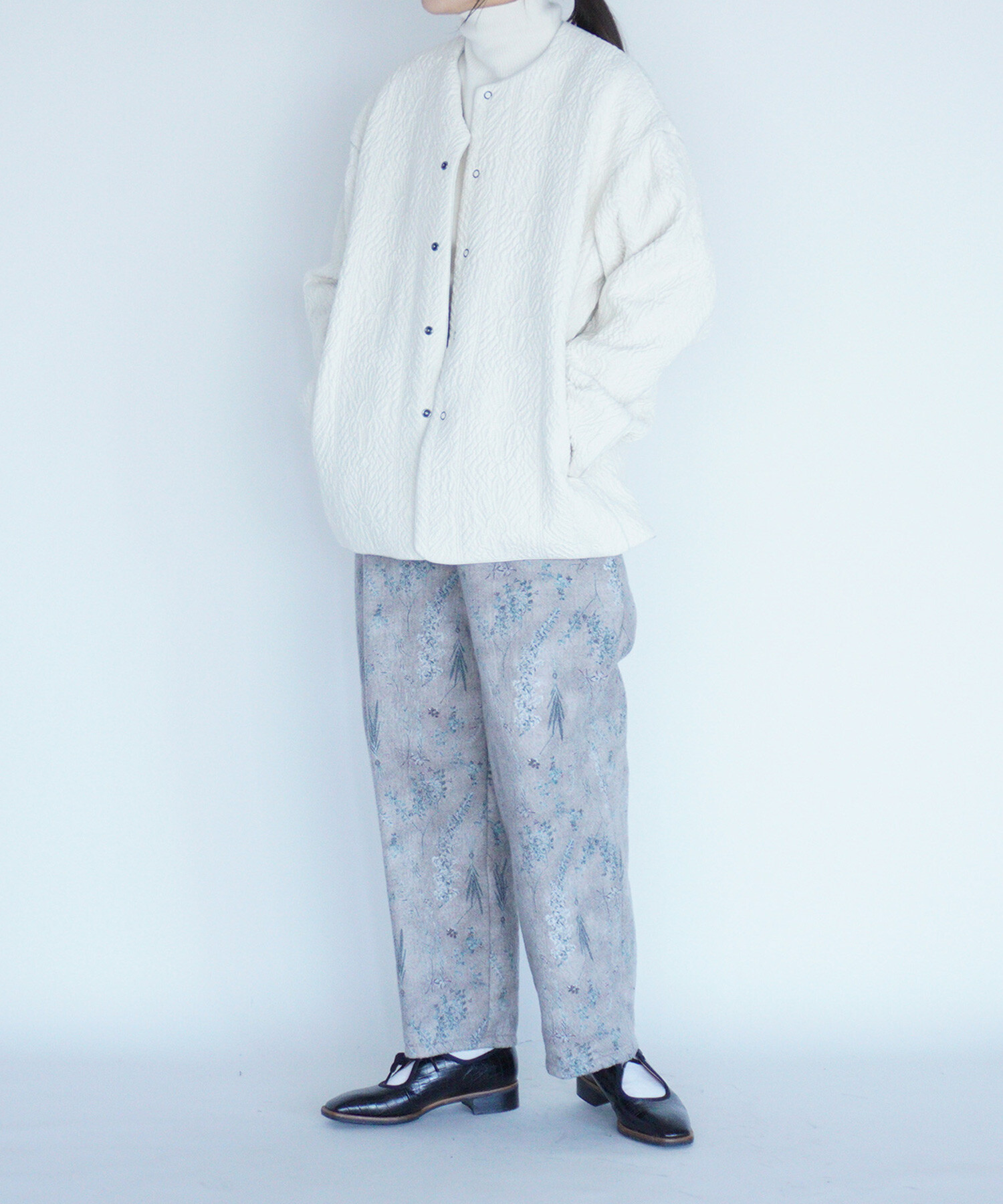 AMBIDEX Store 〇old letter flowers カーブパンツ(F ベージュ): Rin