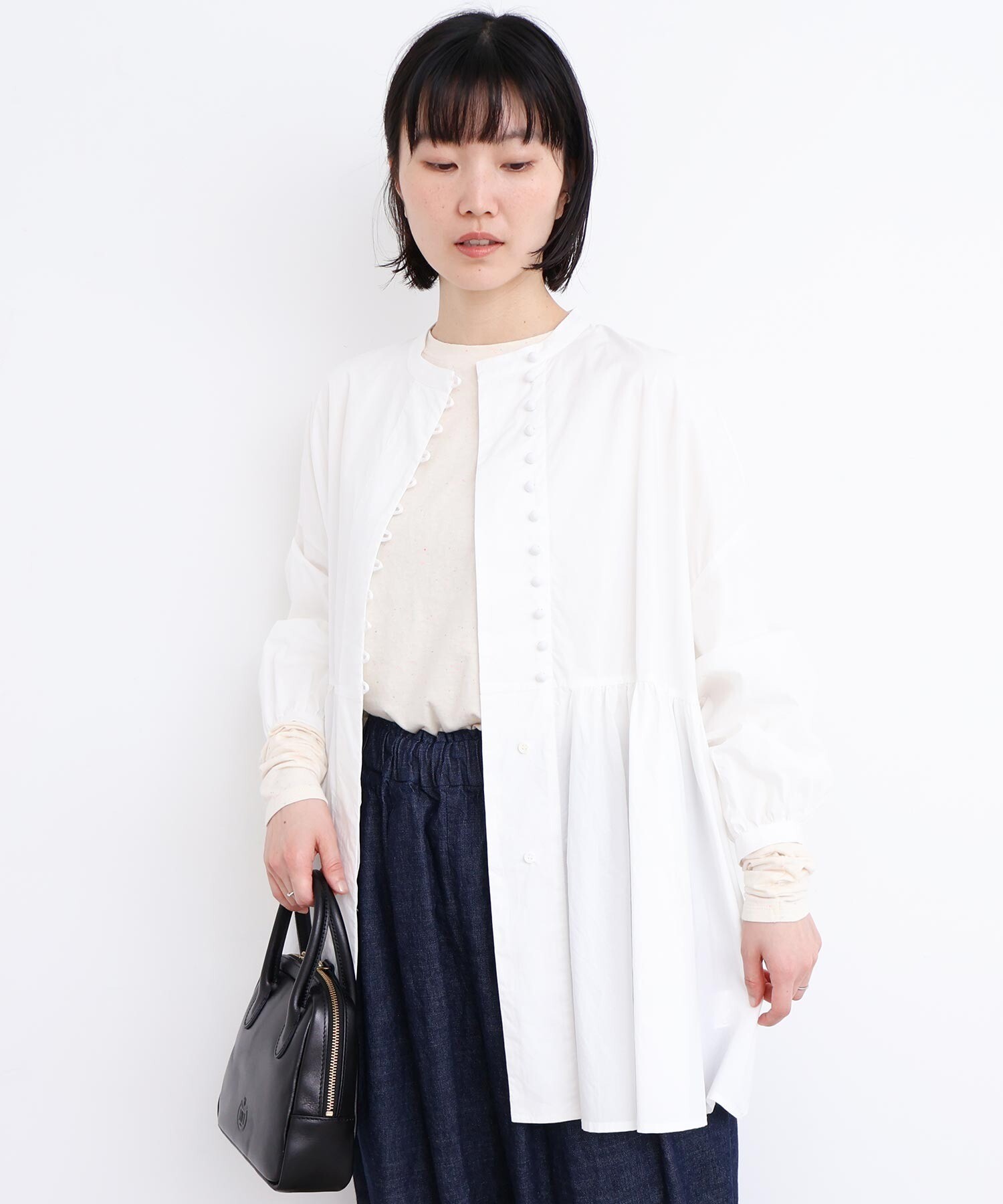 ★l'atelier du savon✨21SSころころボタン ブラウス 白 AMBIDEX Store ○タイプライター ころころボタンブラウス(F クロ
