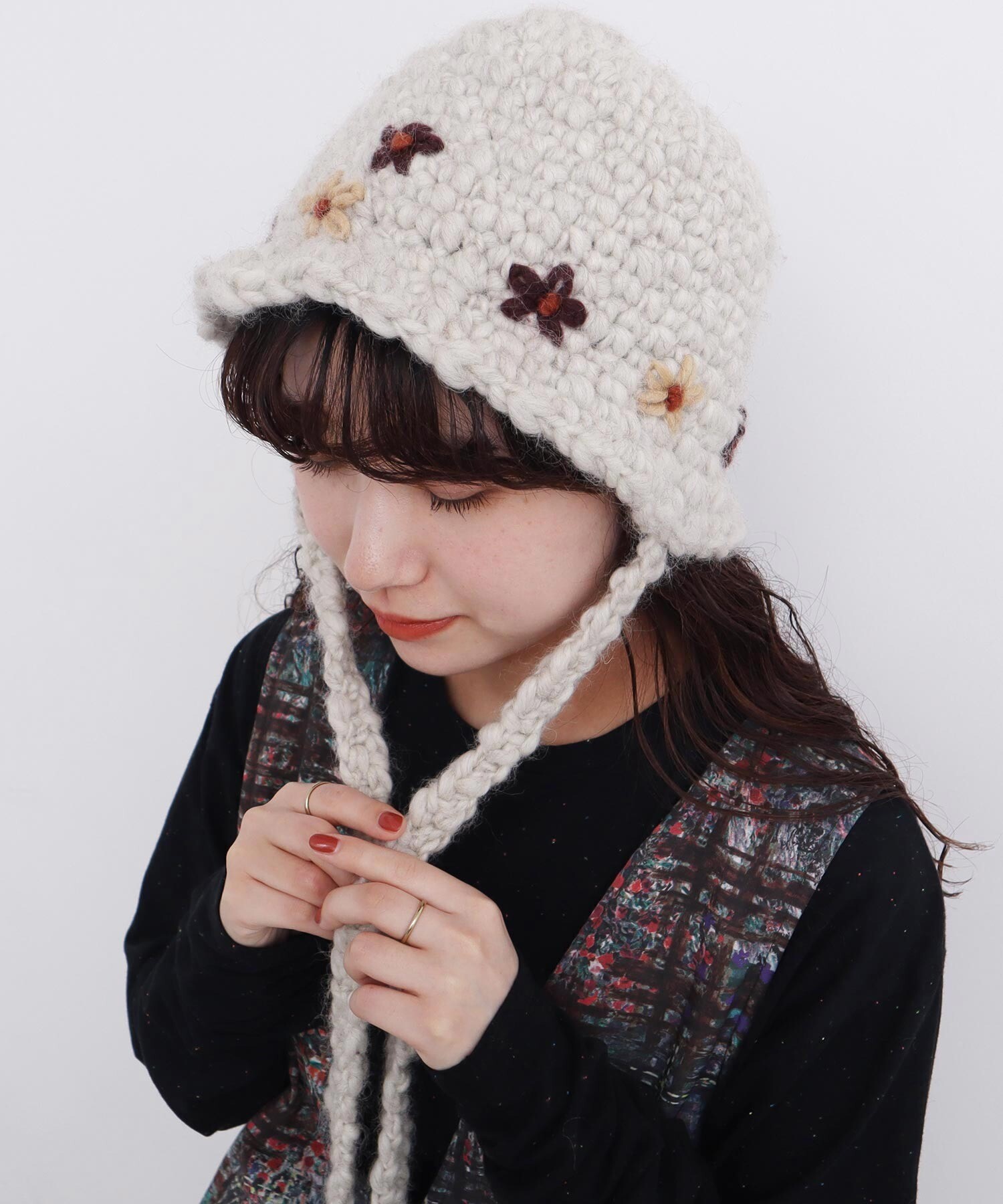 BAND-MAID ニット帽 AMBIDEX Store 〇ちいさな花のハンドニットハット (F チャ): l'atelier