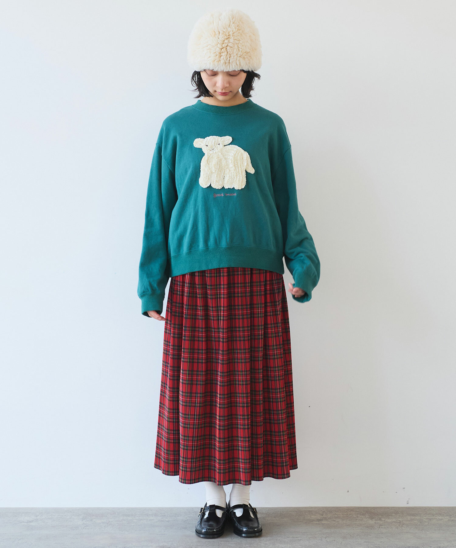 AMBIDEX Store ○ 30 / 10 コーマ裏毛 子ひつじ刺繍 スウェット(F コン