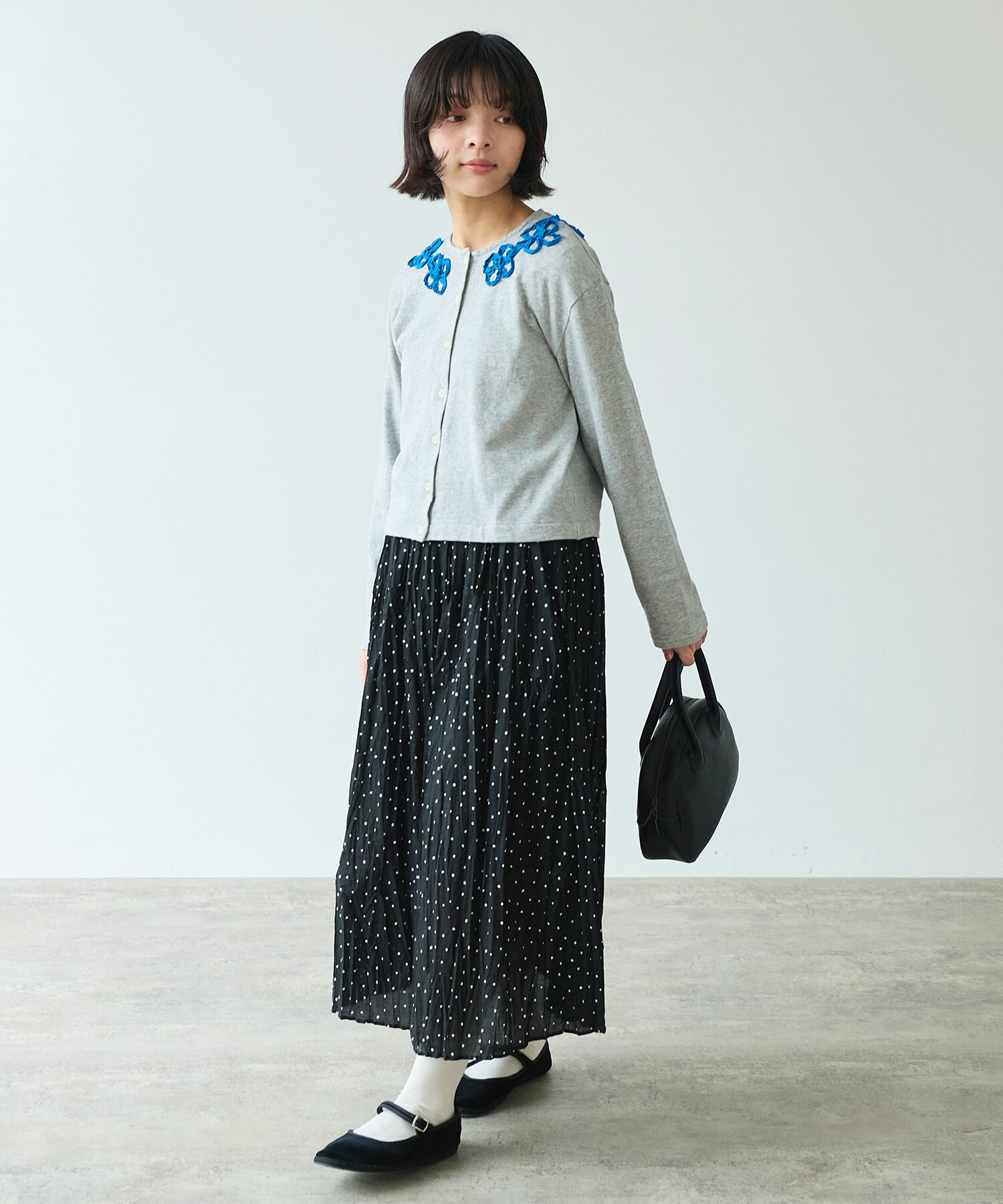 AMBIDEX Store △〇 くるくるはなテープ刺繍 カーディガン(F グレー