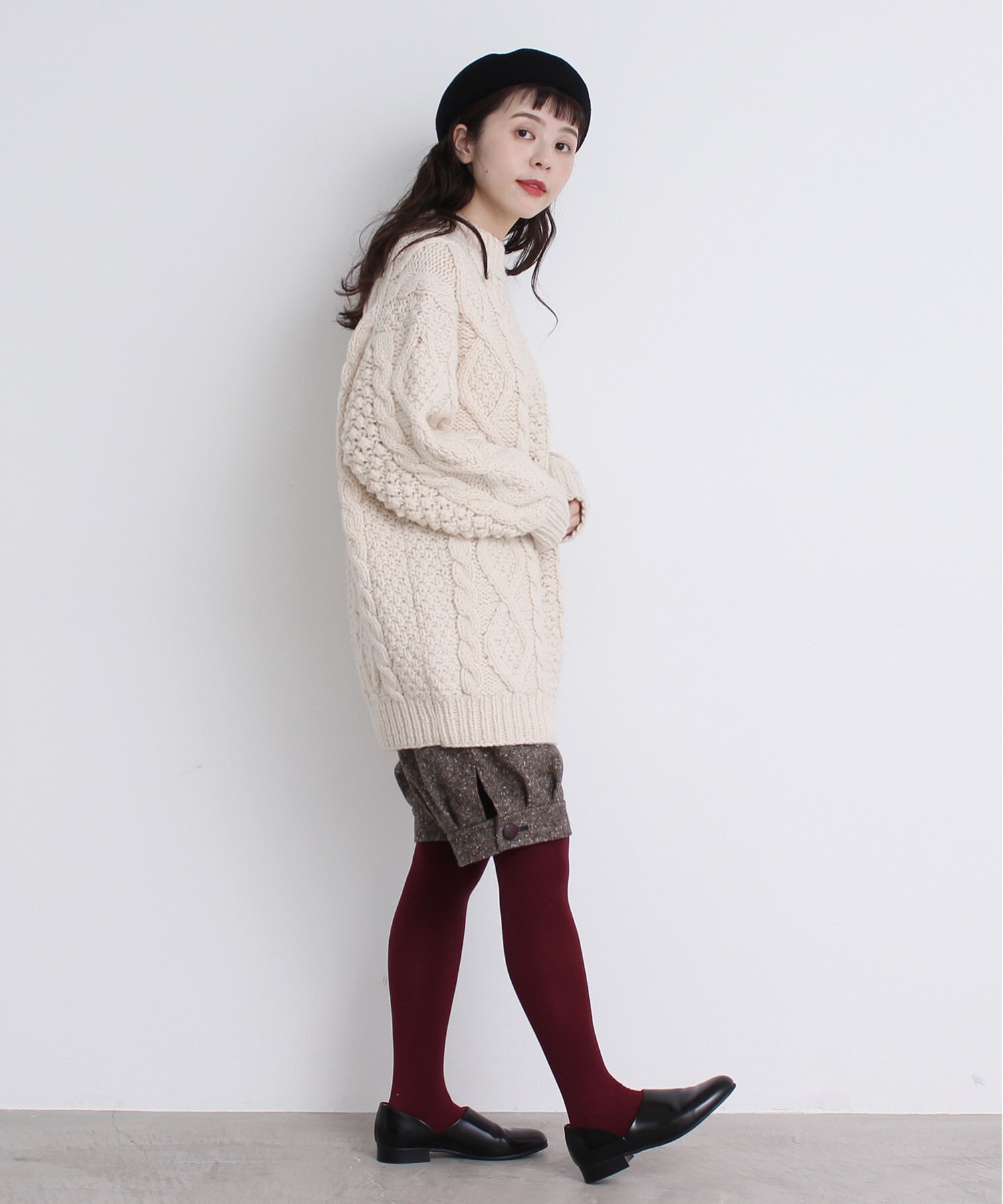 モデル 161cm size36 ※クロが正しい形になります。