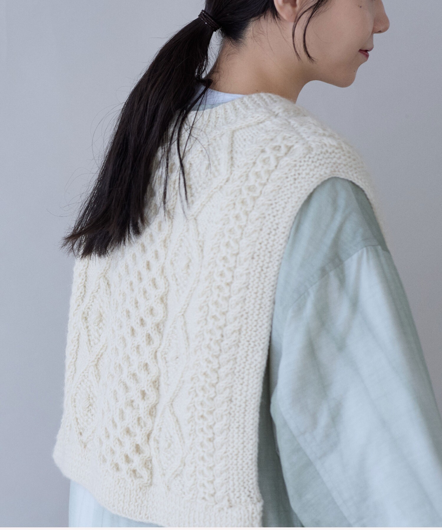 AMBIDEX Store ○ネパールハンドニット ベスト (F グレー): yuni