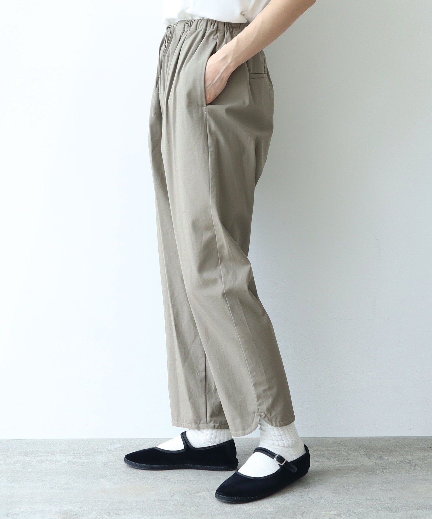 AMBIDEX Store 80/2強撚Cギャバ ベントヘムパンツ(S クロ): yuni