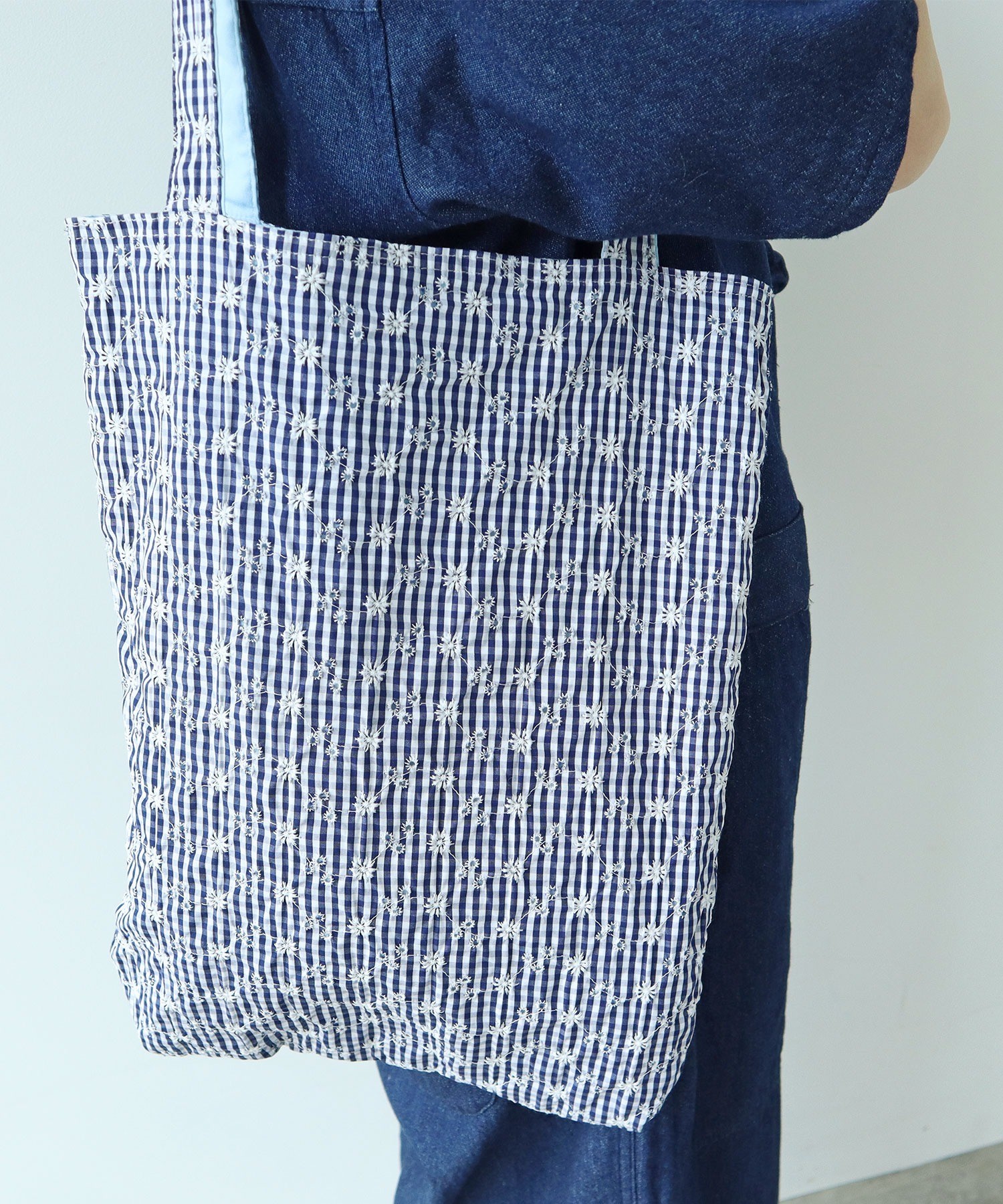 AMBIDEX Store ○【WEB別注】ギンガムチェック×お花刺繍 リバーシブル