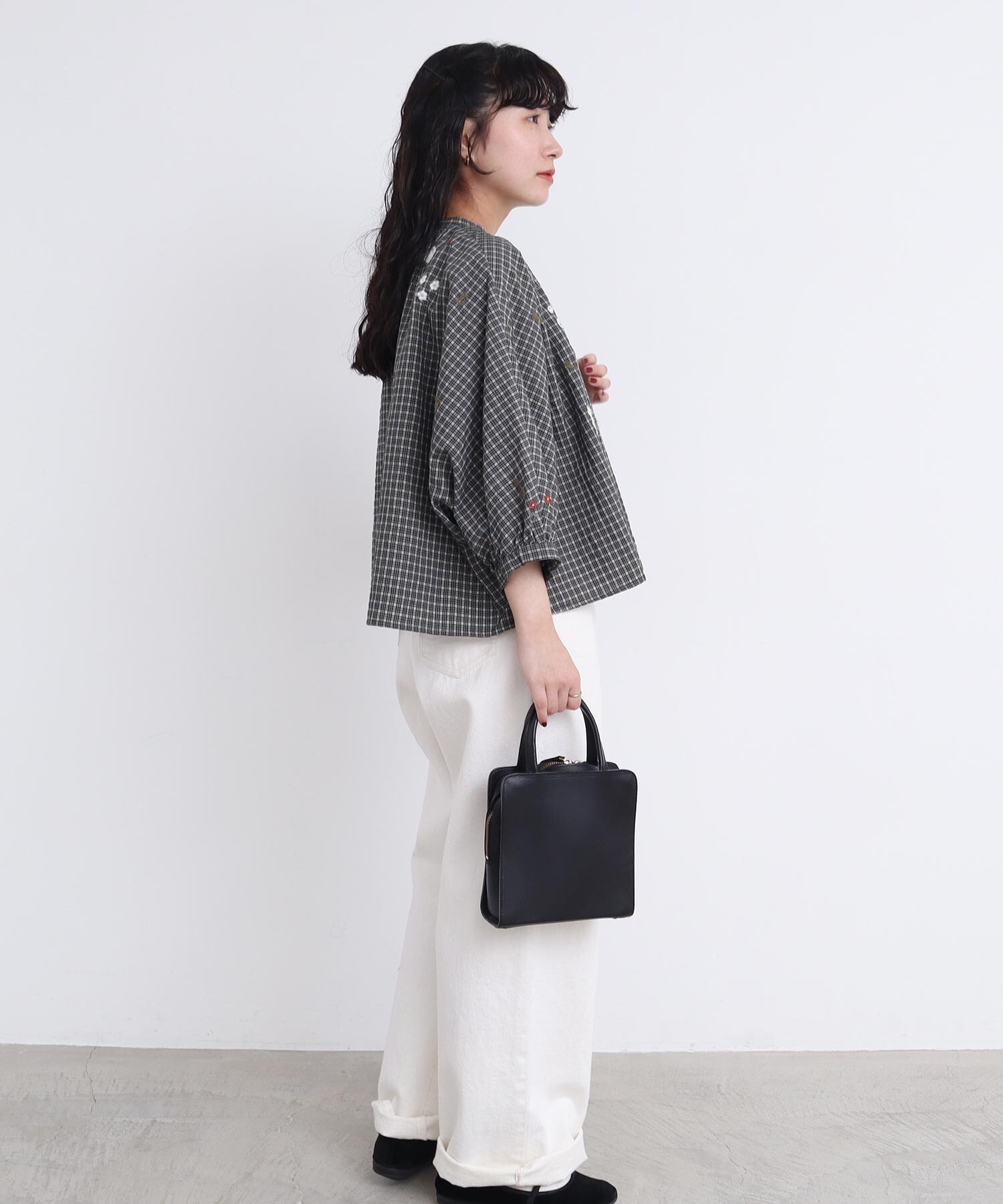 moonbird刺繍入りリネン混合ポロニット ZOZO限定】刺繍入り襟付きポロニット（ニット/セーター）｜Chico