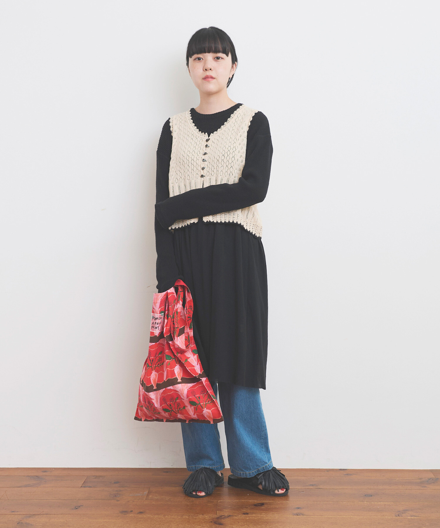 AMBIDEX Store ○〇透かし編みベスト(F クロ): FLAT-cic-HATENA