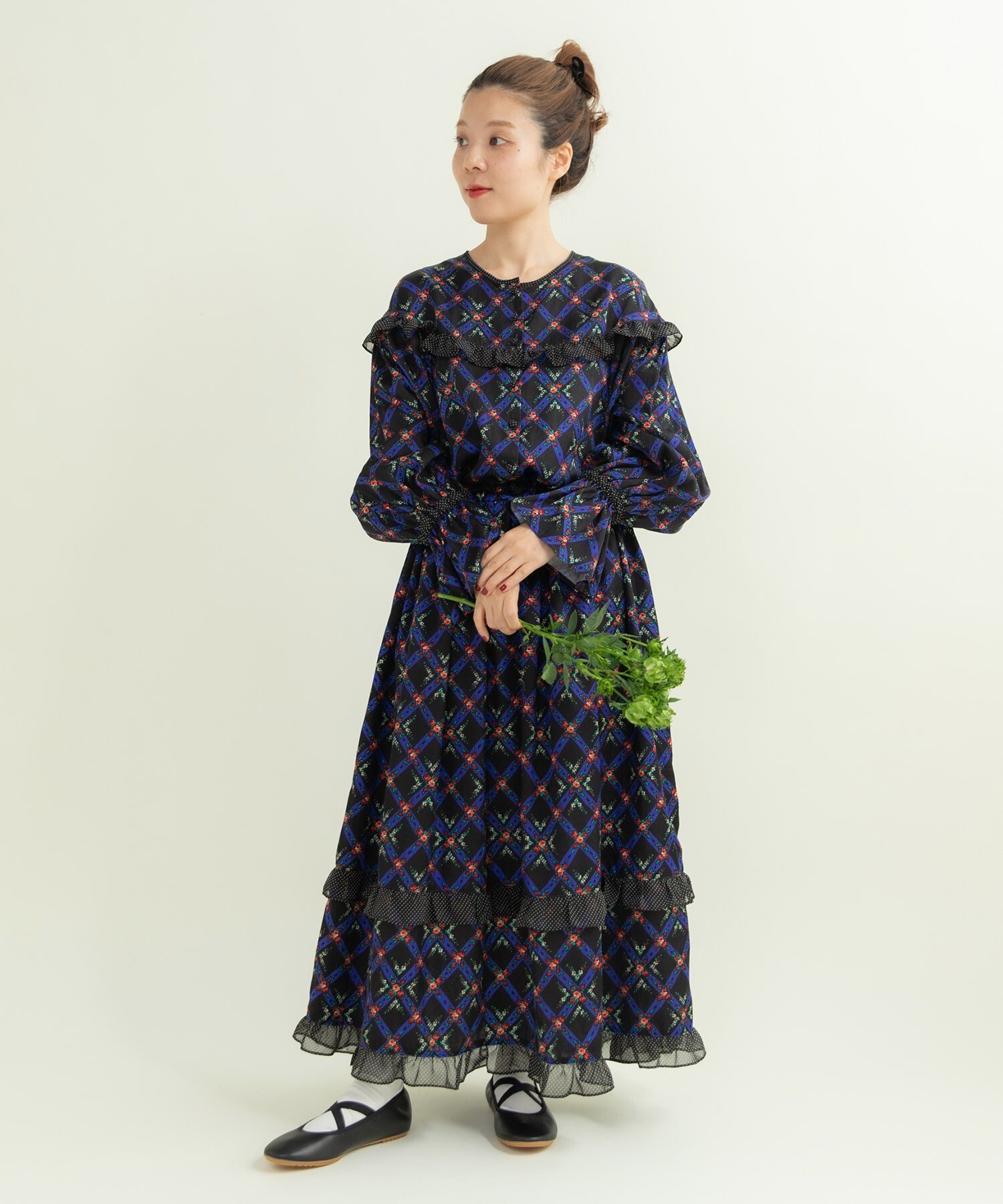 チェックフラワープリント フリルティアードワンピース
