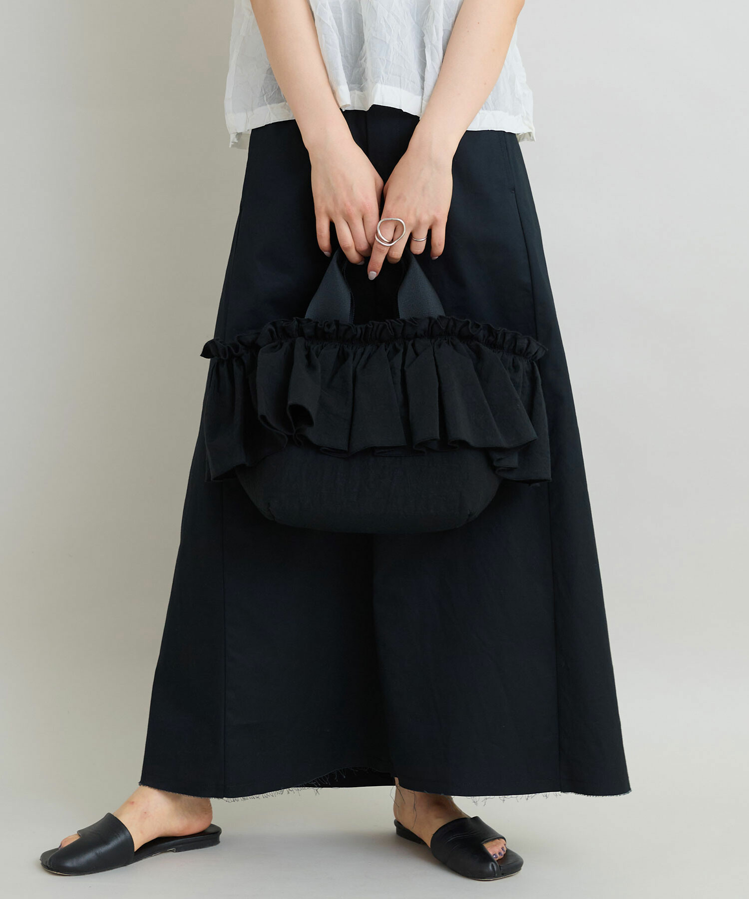 新作♡ヌビバッグ　フリルギャザー　ブラック　ダブルハンドル　底板マグネット付き Amazon.co.jp: ヌビバッグ フリルギャザー ダークグレー ダブル