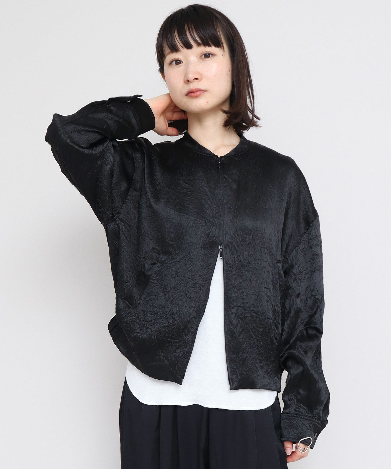 完売25SS✨ ヨーク ジップアップブルゾン リネンアセテート サイズ2 黒 完売25SS✨ ヨーク ジップアップブルゾン リネンアセテート