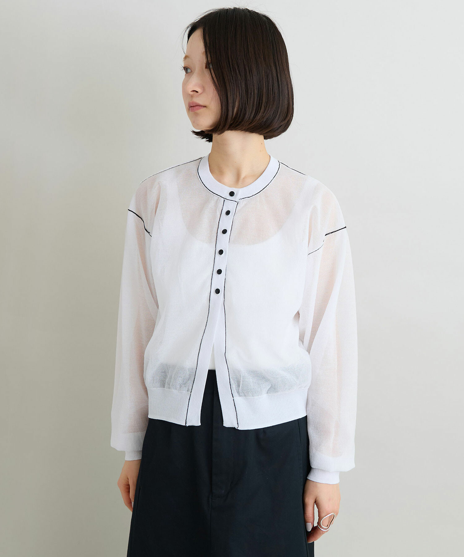 ウォッシャブル海島綿Vネックカーディガン（2203898）｜BARNEYS