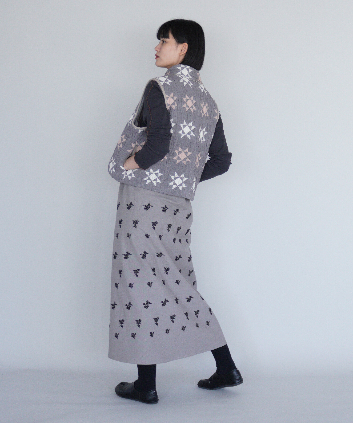 AMBIDEX Store 〇金木犀 embroidery ジャンパースカート(F グレー