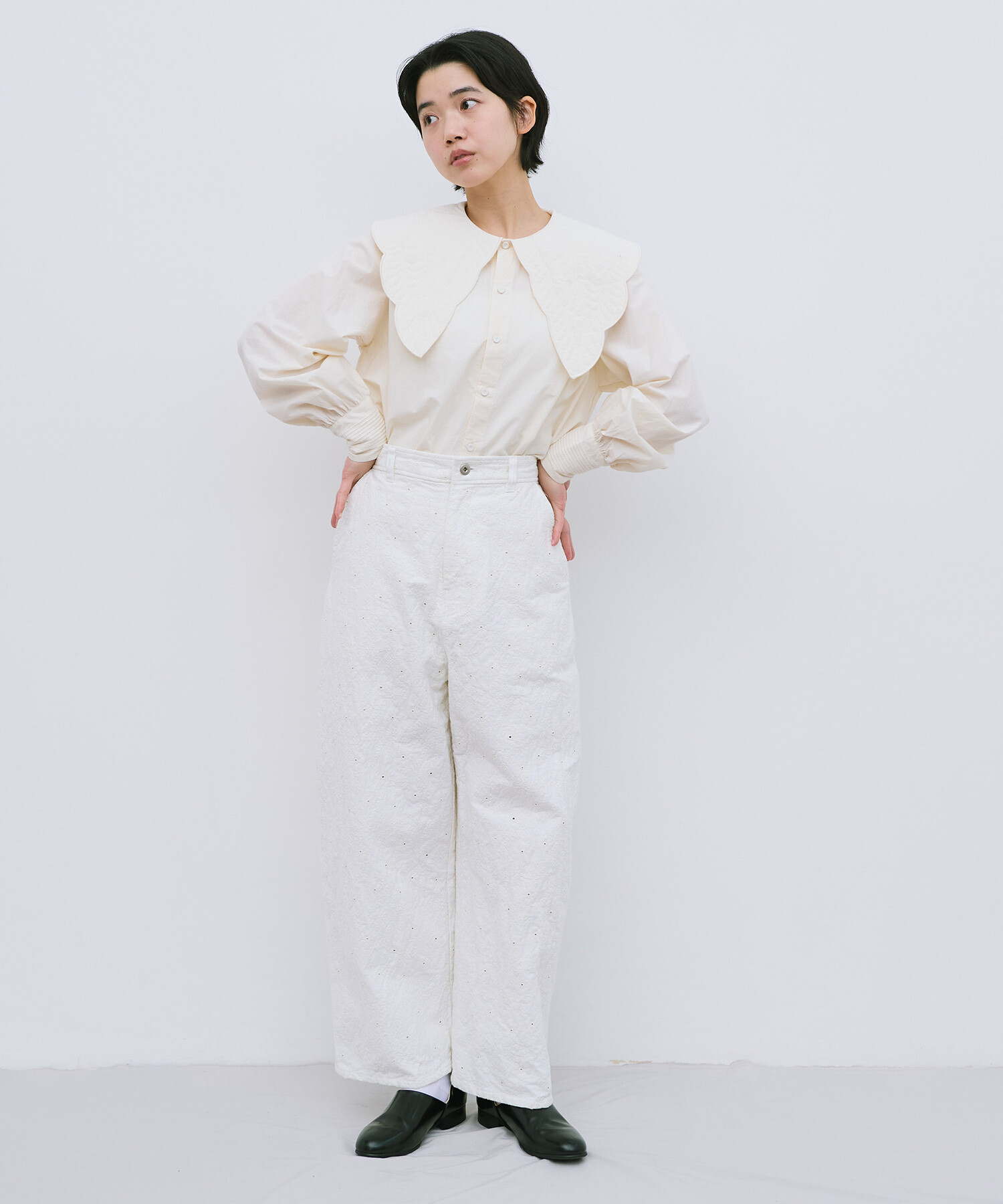 AMBIDEX Store 【予約販売】garden embroidery デニムパンツ(F navy