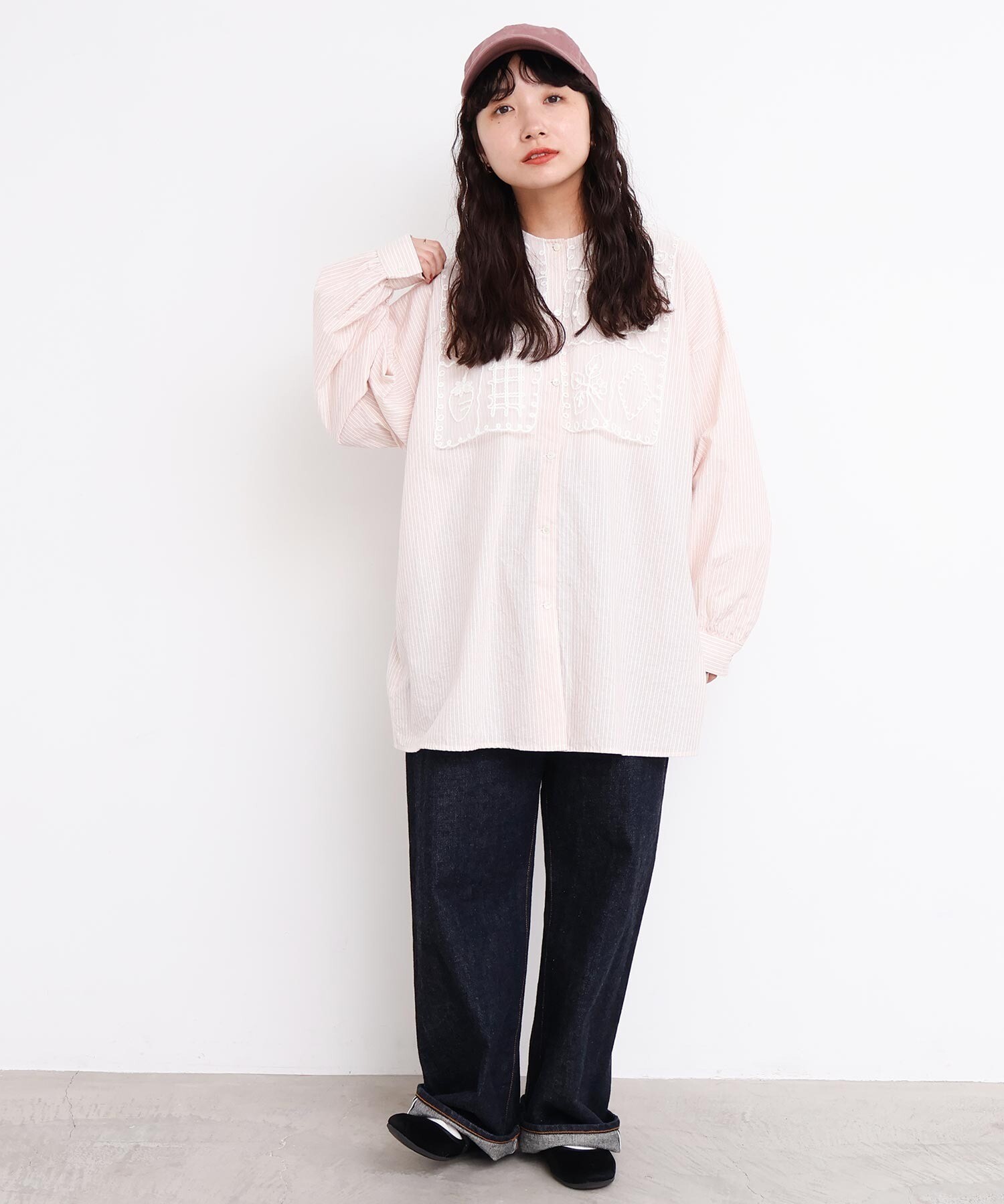 AMBIDEX Store ○いちごコード刺繍 しかく襟チュニックブラウス(F クロ