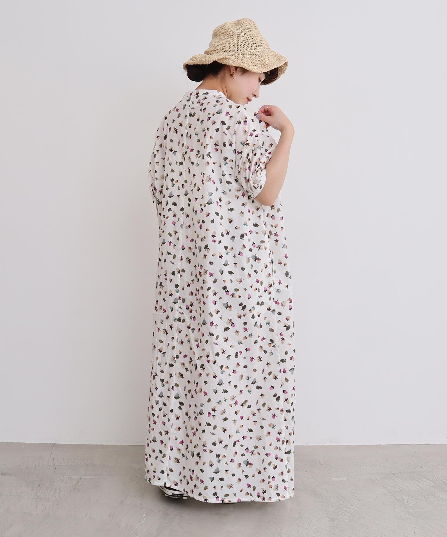 THREE FIFTY STANDARD スタンドカラーのゆるっとデニム