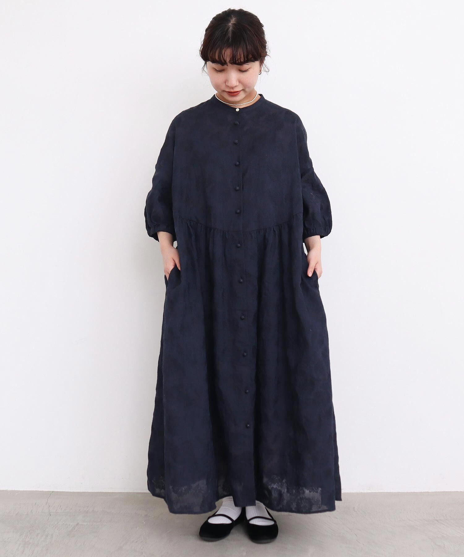 AMBIDEX Store 【予約販売】〇線画のお花ラミー刺繍 ワンピース