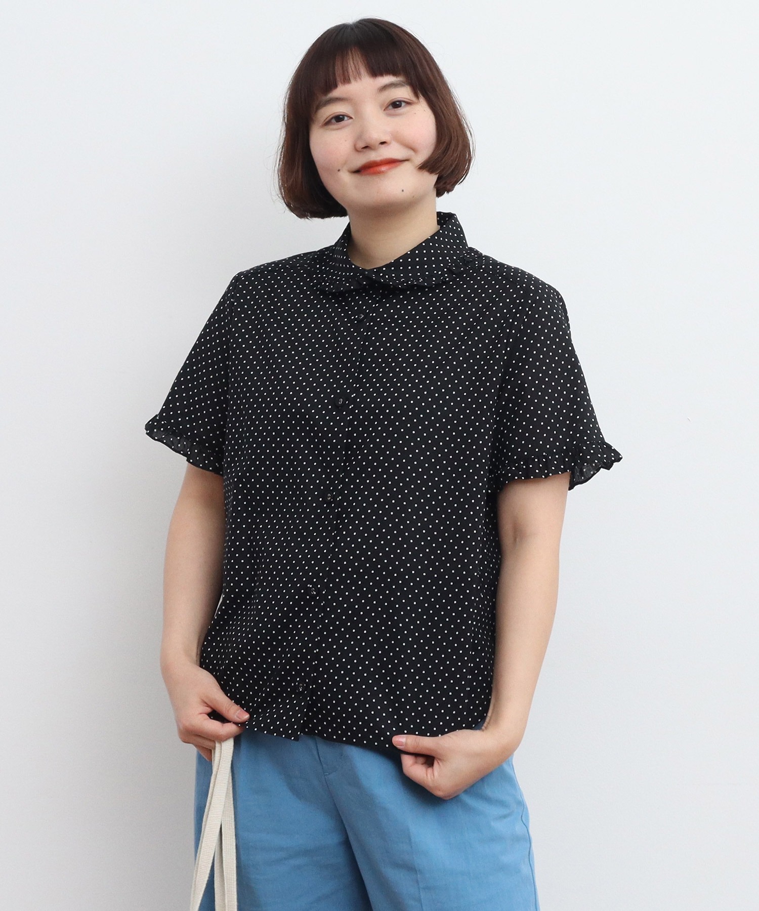 チャイルドウーマン ブロード丸衿半袖ブラウス CHILD WOMAN（チャイルドウーマン）の「100/2ブロード 丸衿半袖