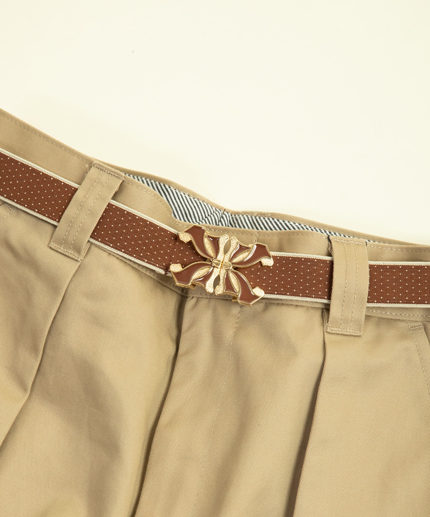 ��BIG���{���o�b�N�� �s���h�b�g�S���x���g