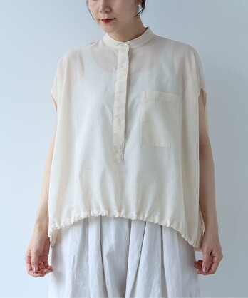 新品未使用✨アンミヌビックカラーブラウス白 UNMINOU（アンミヌ） - 大人フェミニンスタイルを提案するレディース