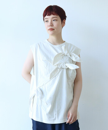 buoybuoyフリルTシャツ BEAMS BOY（ビームスボーイ）の「TORI-TO × BEAMS BOY / 横