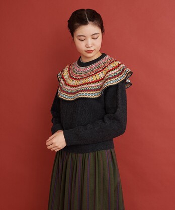 ○malle メリノウール ケープ衿セーター