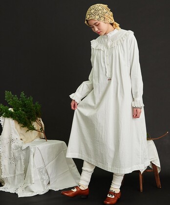 △malle Cotton モノグラム刺繍ナイトドレス