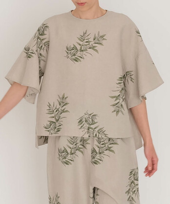 AMBIDEX Store ○olive flower print ブラウス(F キナリ): FLAT