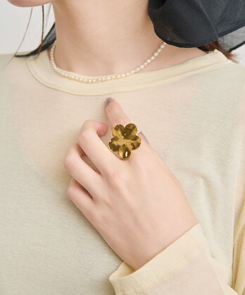 DAISY ring
