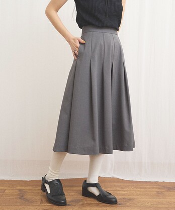 �Zstandard tuck skirt