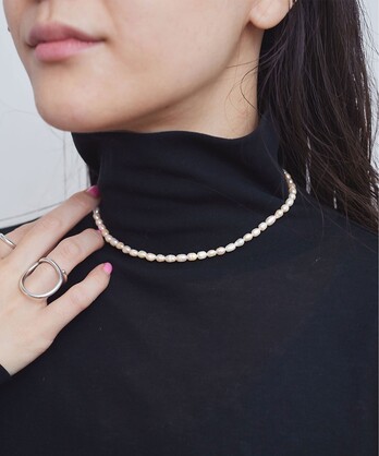 petit pearl necklace