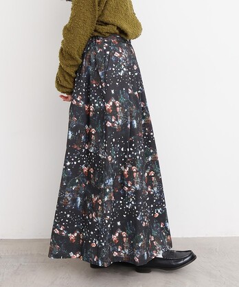 週末セール新品タグ付 アトリエドゥサボン 手描きコラージュハウスプリントスカート 週末セール新品タグ付 アトリエドゥサボン 手描きコラージュ