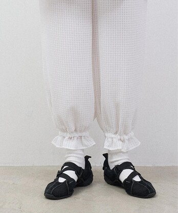 アイアム I_am テーパード スタイルアップ フリルパンツ i-dare】フリル デザイン フレア ワイドパンツ（デニムパンツ