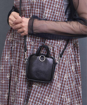 zunADMJコンクルージョンバッグネイビー未使用級綺麗です。 ZOZOTOWN